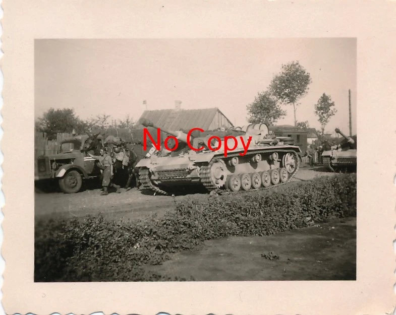 Foto 2 WK Weltkrieg Sturmgeschütz Stu G III Lkw Pferdefuhrwerk Panzer X188