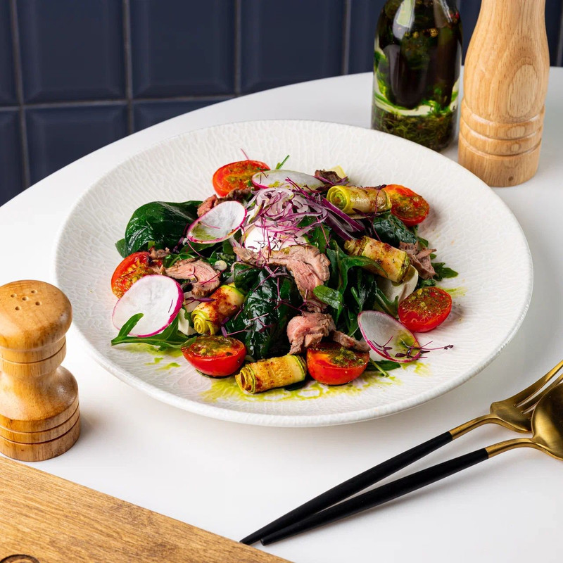 С фермерскими томатами и моцареллой буффало (300г)