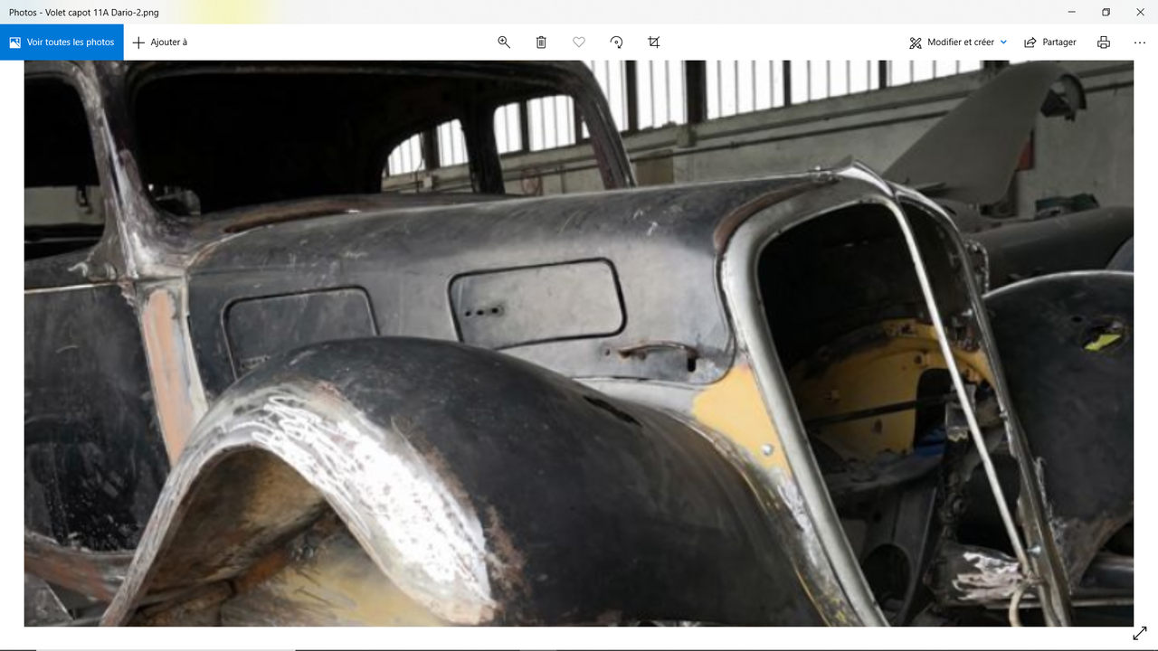 Volet capot 11A Dario