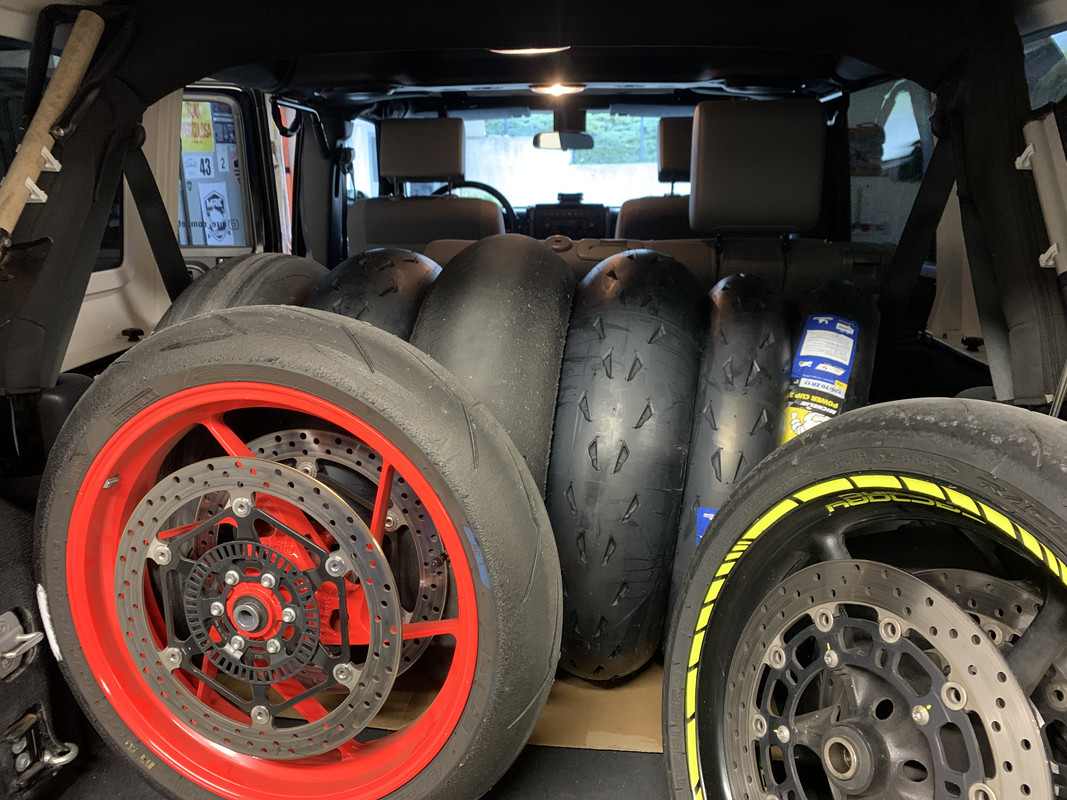 34AFF219-DC44-4D5D-AB59-A46CD4A28FDF