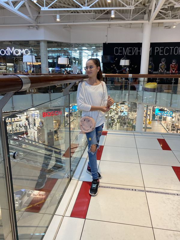 4A958694-4FBA-47E1-9B59-81E375C3C075