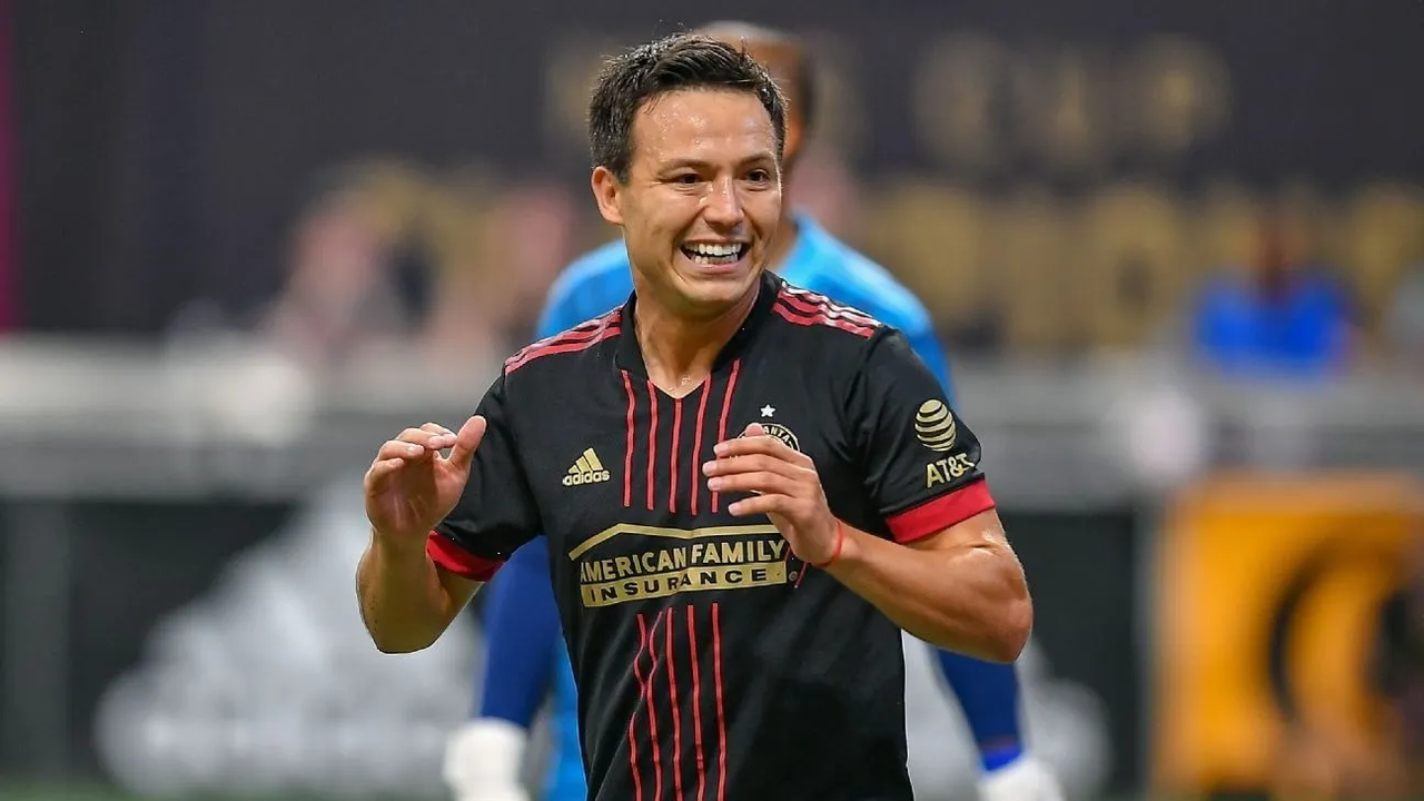 ¿Qué pasó con el Cubo Torres? De ídolo en Chivas a llegar gratis a Centroamérica