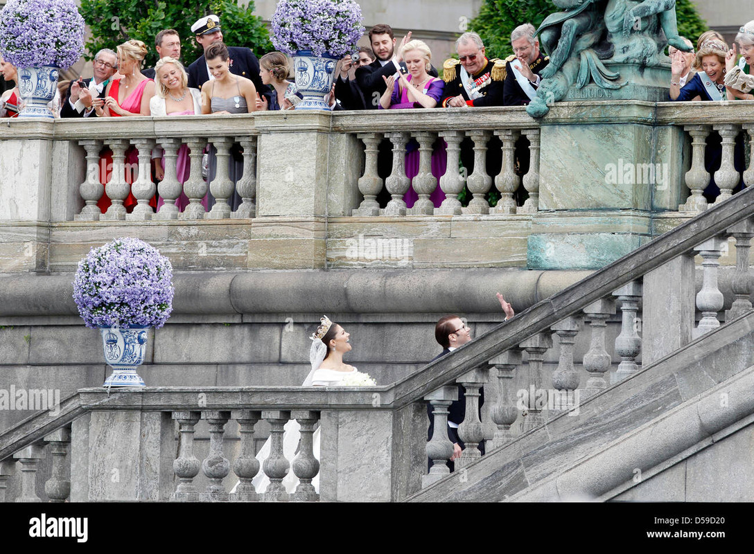 crown-princess-victoria-of-sweden-and-prince-daniel-of-sweden-r-arrive-D59D20