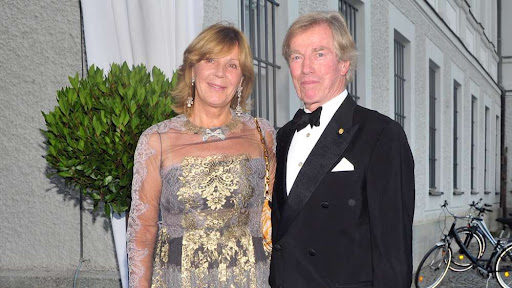 Magda von Brayas-Hernicourt et son époux. // Max von Witteslbach, proche des prétendants au Trône de Bavière.