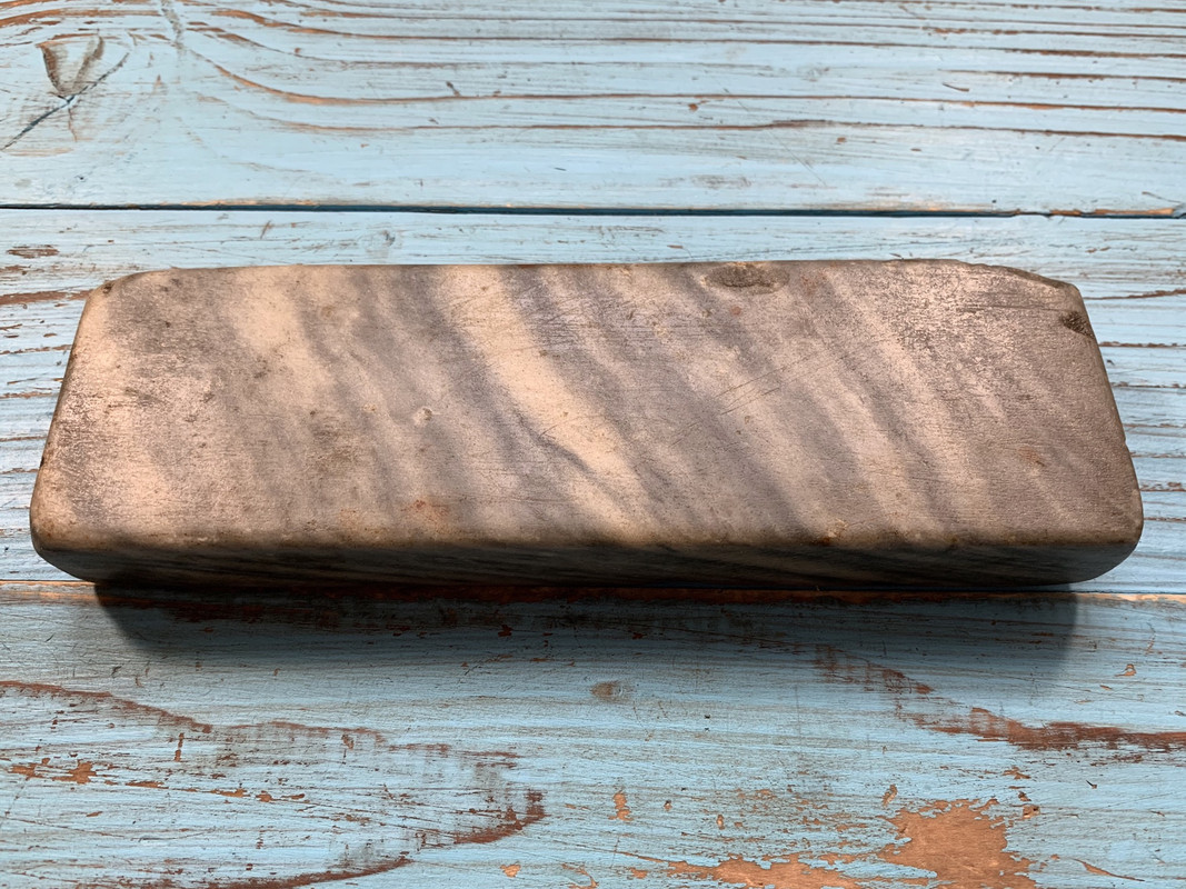 E2B5D701-6123-4A06-987E-56F2310A1EA4