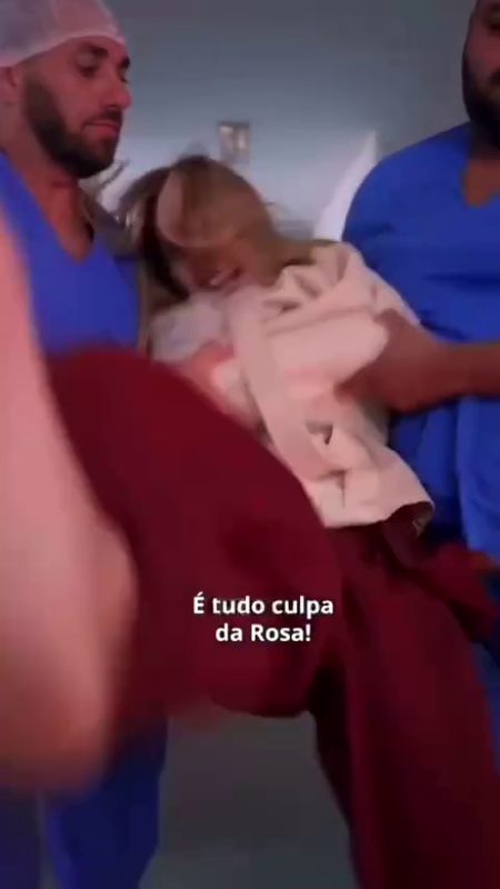 Carla Diaz (4)