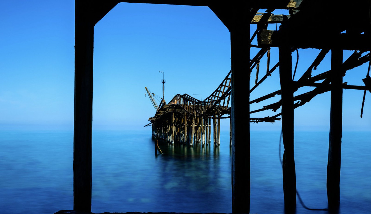 blue-sea-dis1.jpg