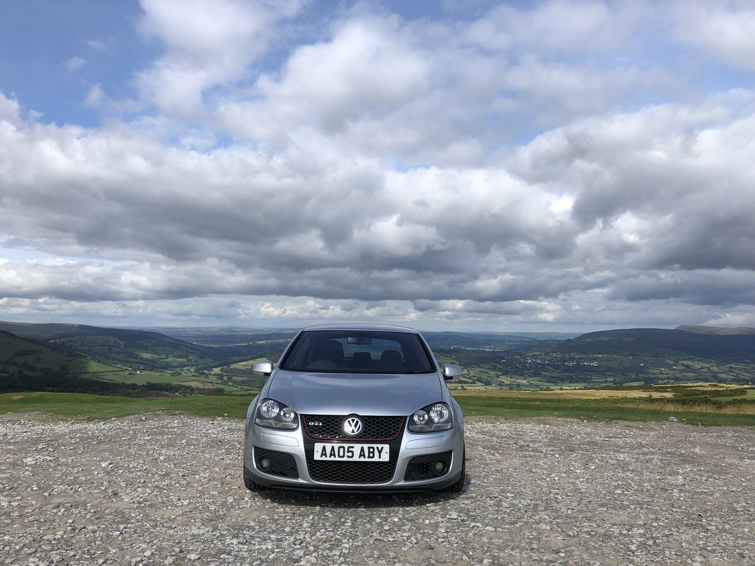 D7F61BAE-EDE1-4A80-B64A-641A160033AE