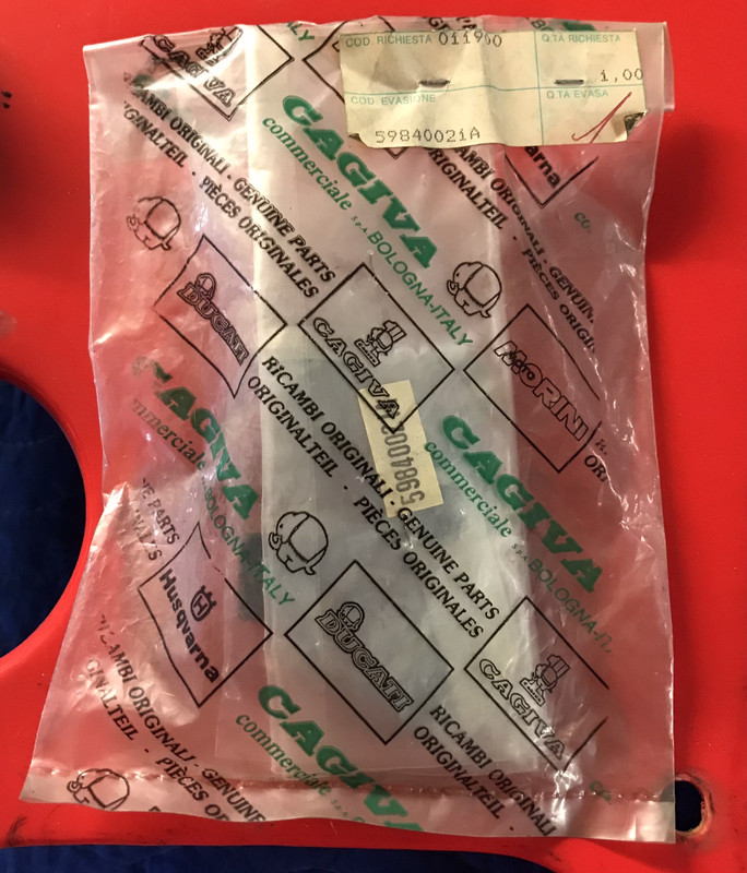 B8B5C29A-7FBD-4731-B5AE-34A5072BED61