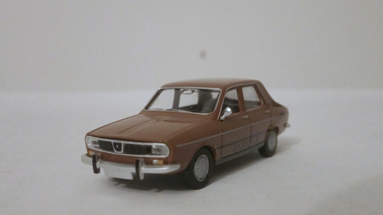 Mach (8909)