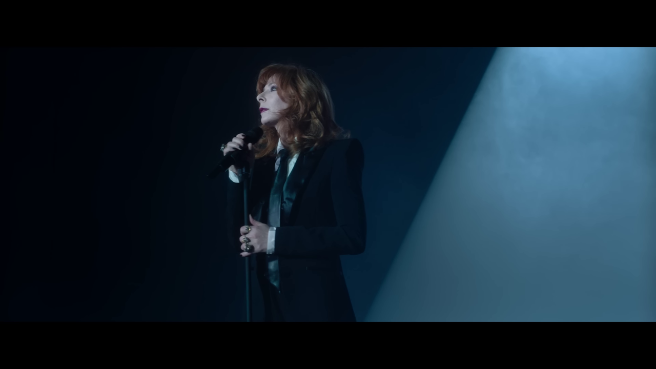 Mylène Farmer L' Emprise Bande originale du film Donjons et Dragons ( Clip officiel)094 — Postimages