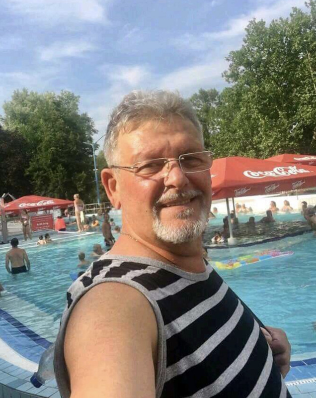 673E24D8-AD77-4495-B8D7-C7060986D7AA