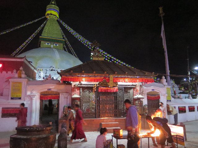 Día 4- Katmandú: "Patsupatinath", Kopan y Boudhanath de día y de noche - INDIA Y NEPAL POR LIBRE: 21 INTENSOS DIAS Y UNA TOTAL AVENTURA (11)