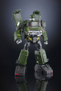 X-Transbots-Bullwark-01