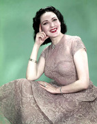 Linda-Darnell-b86