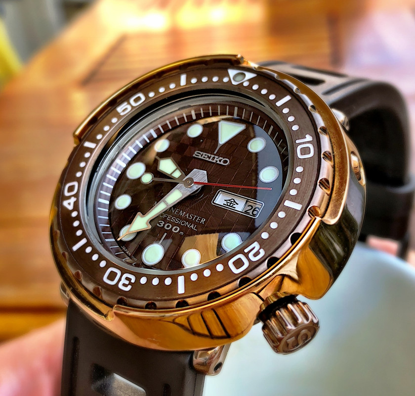 F259DFC4-0C37-4B69-96AC-CDEB340AFFF4