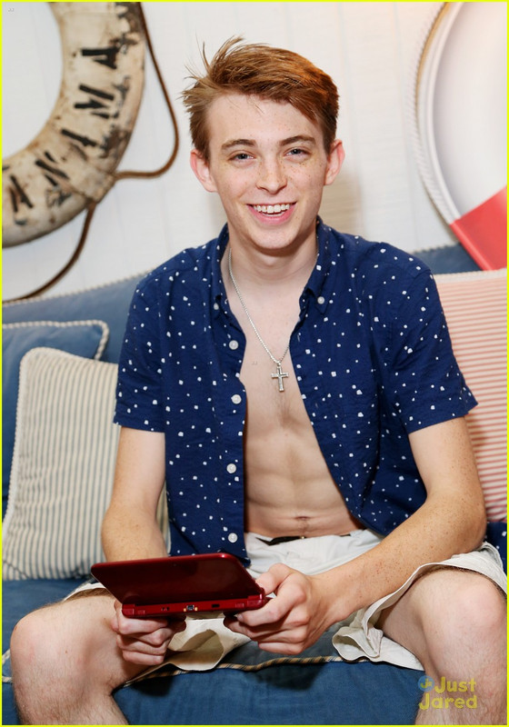 dylan-riley-snyder-1447395442