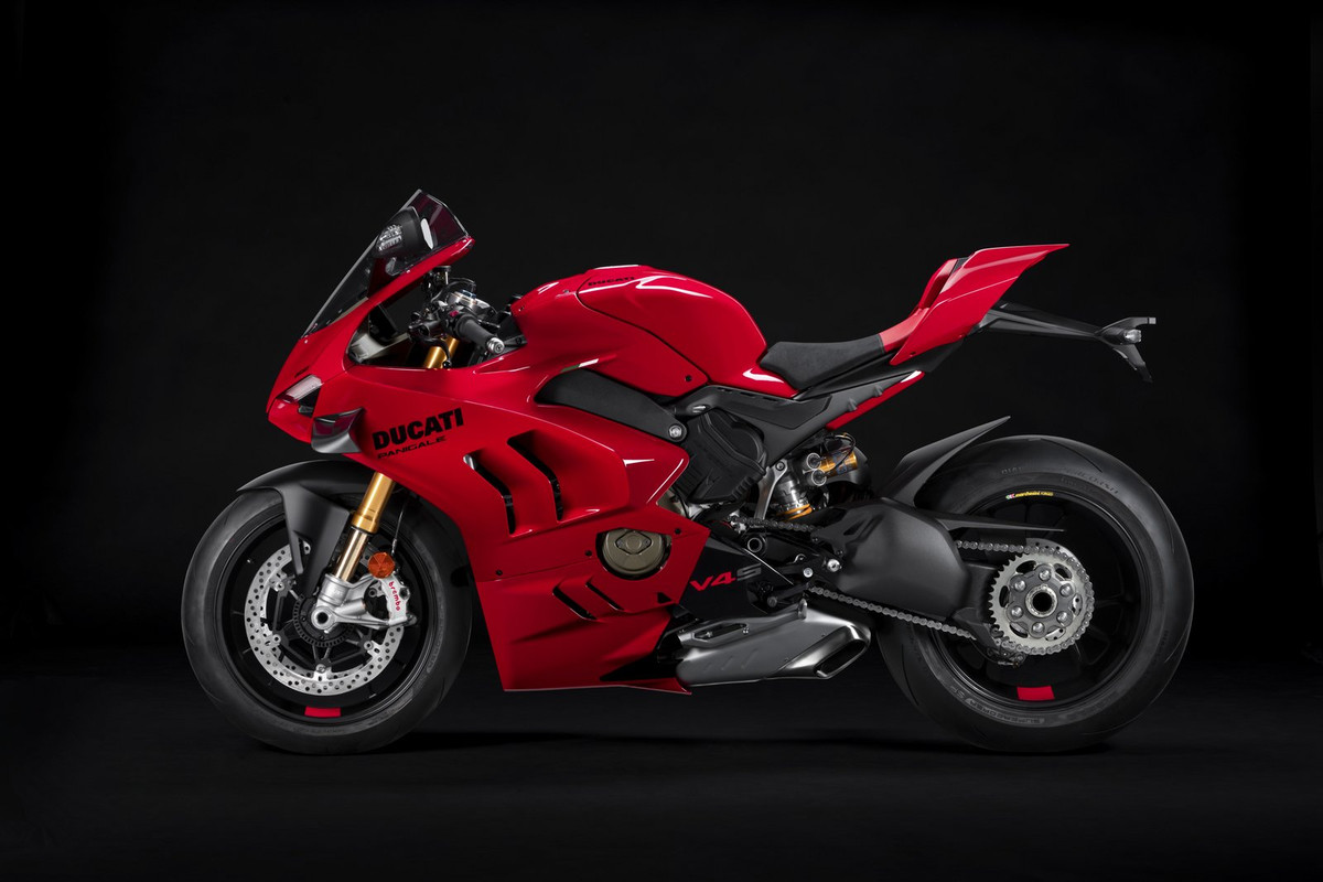 Супербайк Ducati Panigale V4 2022