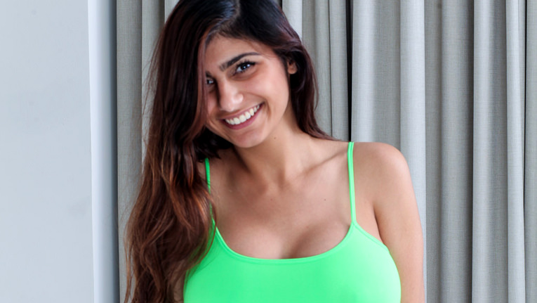 Team Skeet – Mia Khalifa and Her 34DDDs