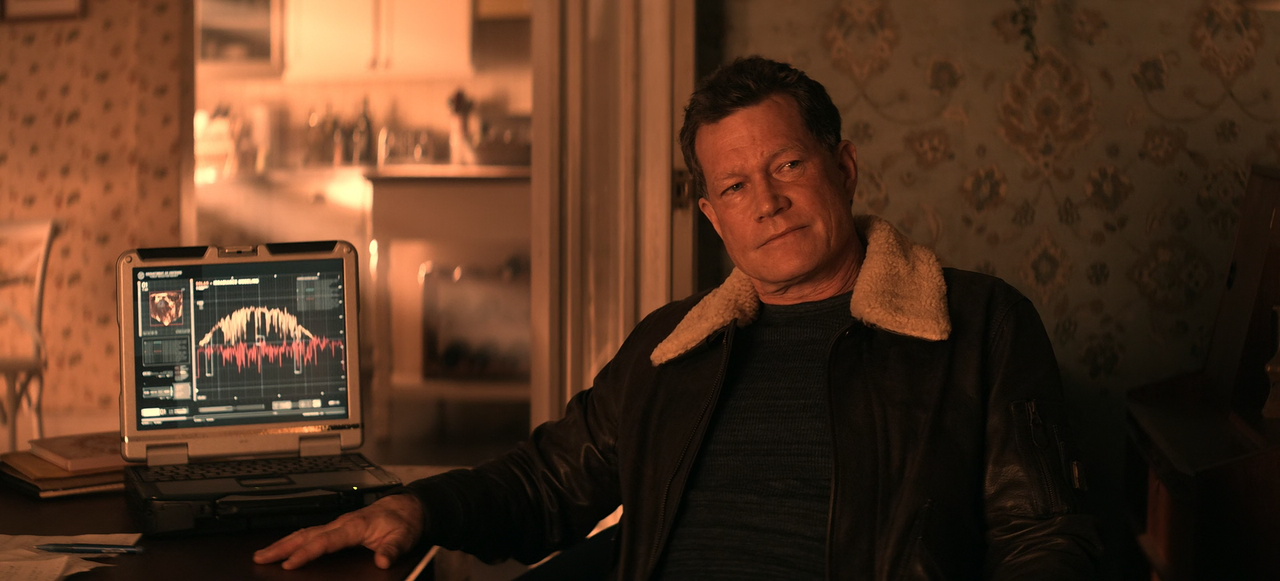 Superman.&.Lois.S02E14.Worlds.War.Bizzare.1080p.10bit.AMZN.WEB-DL.DDP5.1.HEVC-Vyndros.mkv_snapshot_1