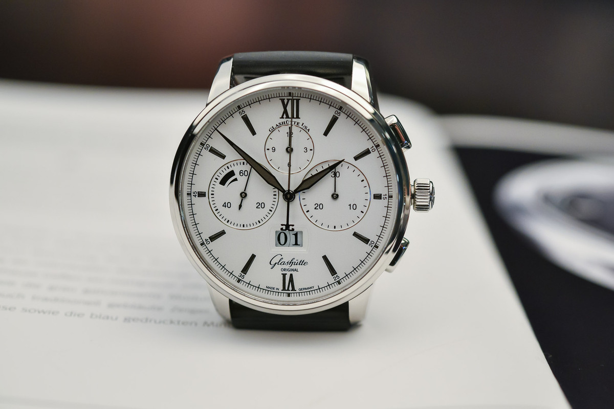 Glashutte-Original-Senator-Chronograph-Steel-white-dial