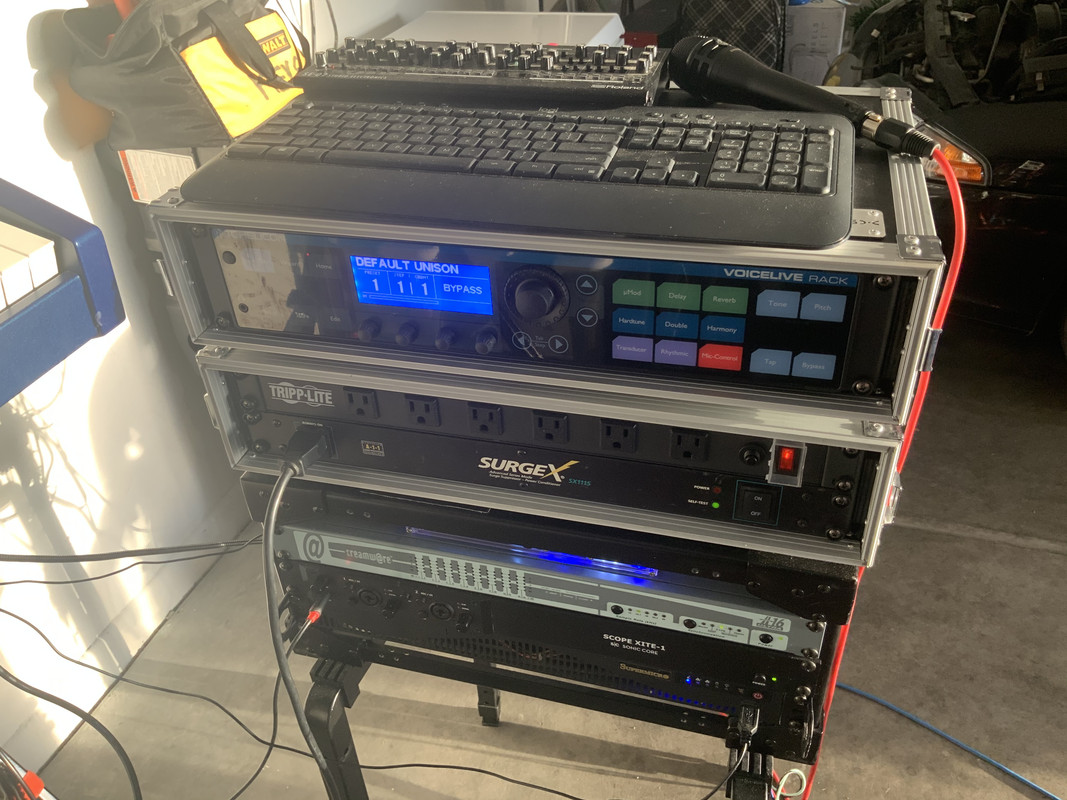 5B6EF6B2-EF27-486E-87DF-8BBD4D96AB7D