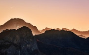 sunset-mountains-5k-2-t1.jpg