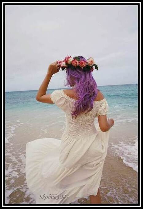 femme-avec-couronne-de-fleur