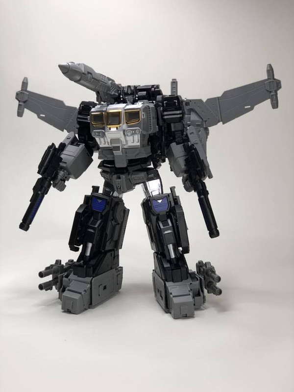 MB-11A-BLACK-GOD-ARMOUR-02