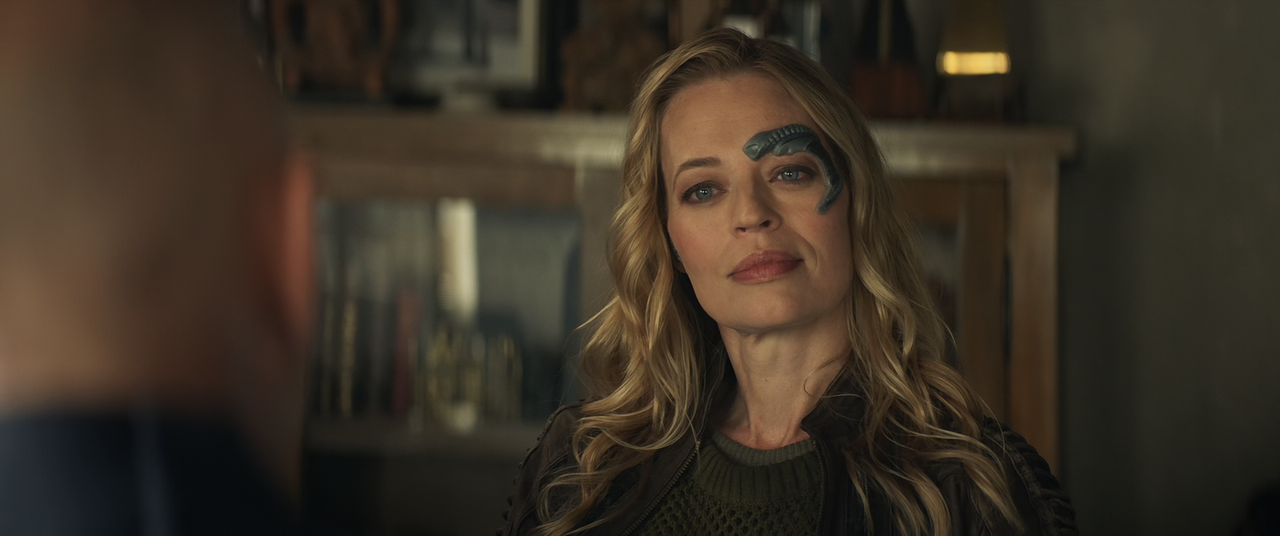 Star.Trek.Picard.S01E05.Stardust.City.Rag.1080p.BluRay.Remux.DTS-HD.MA5.1.H.264-BTN.mkv_snapshot_08.