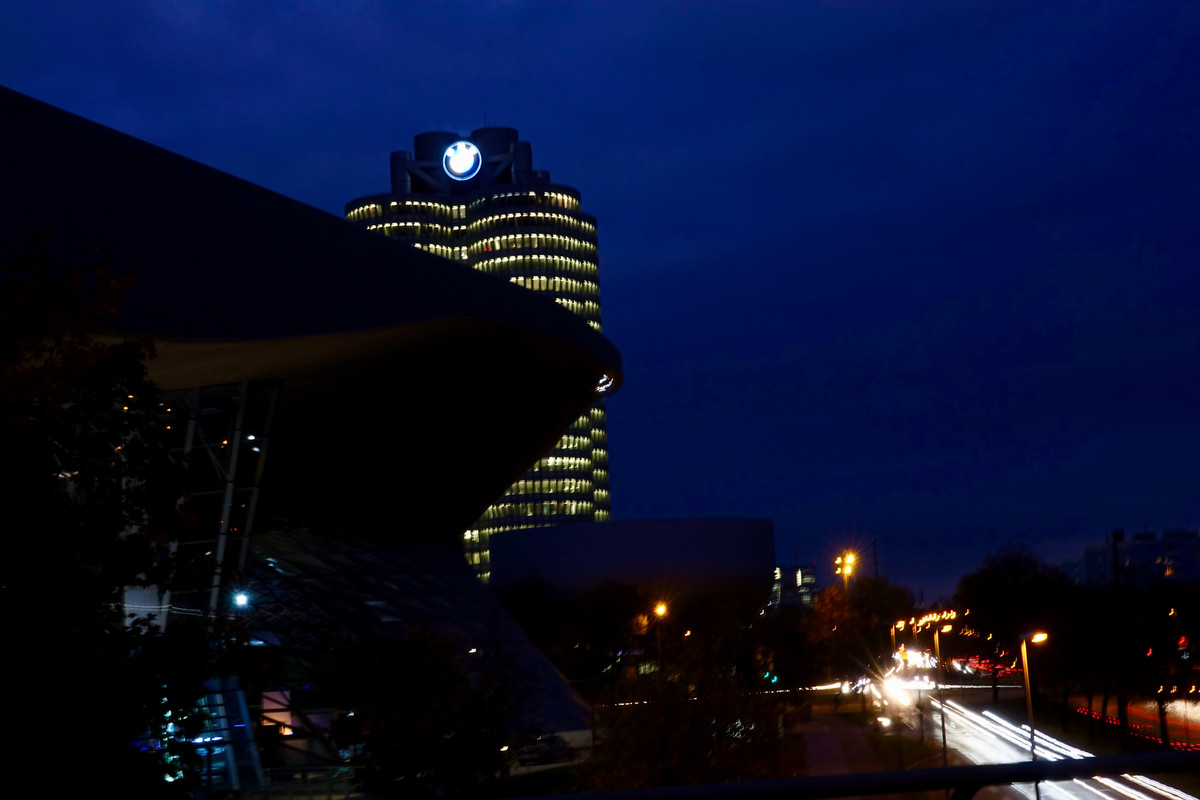 0893B44C-814C-493F-9F3D-7D5C5B87A81C