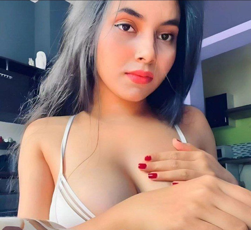 Pihu sharma hot tv actress pressing her boob exclusive viral video