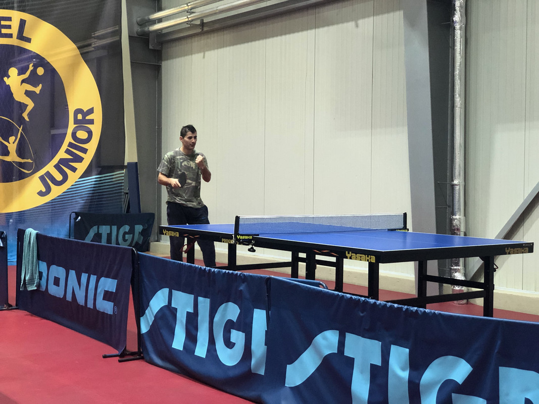 54DD3763-C507-4A68-A5E5-048D65201967