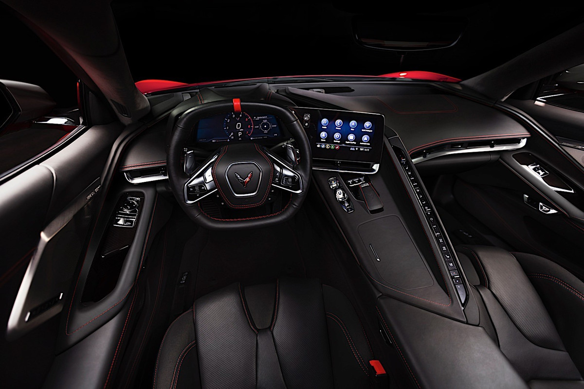 2020 Chevrolet Corvette Stingray (4)