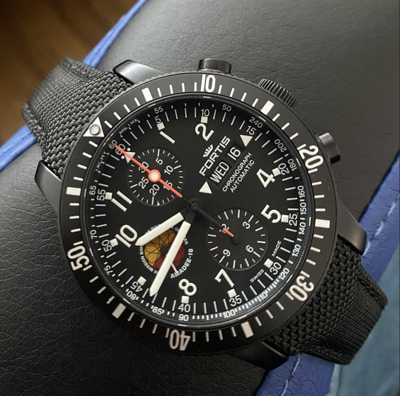 FD06EF65-480C-4479-9BCC-98BE9CF6B90C