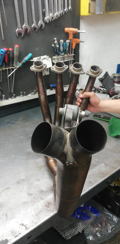 0E827E7D-A868-4B57-8F64-920FCCB019D8