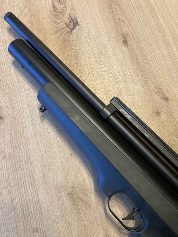 DB9B0A80-DC3A-412B-A139-BD37DB10A7D3