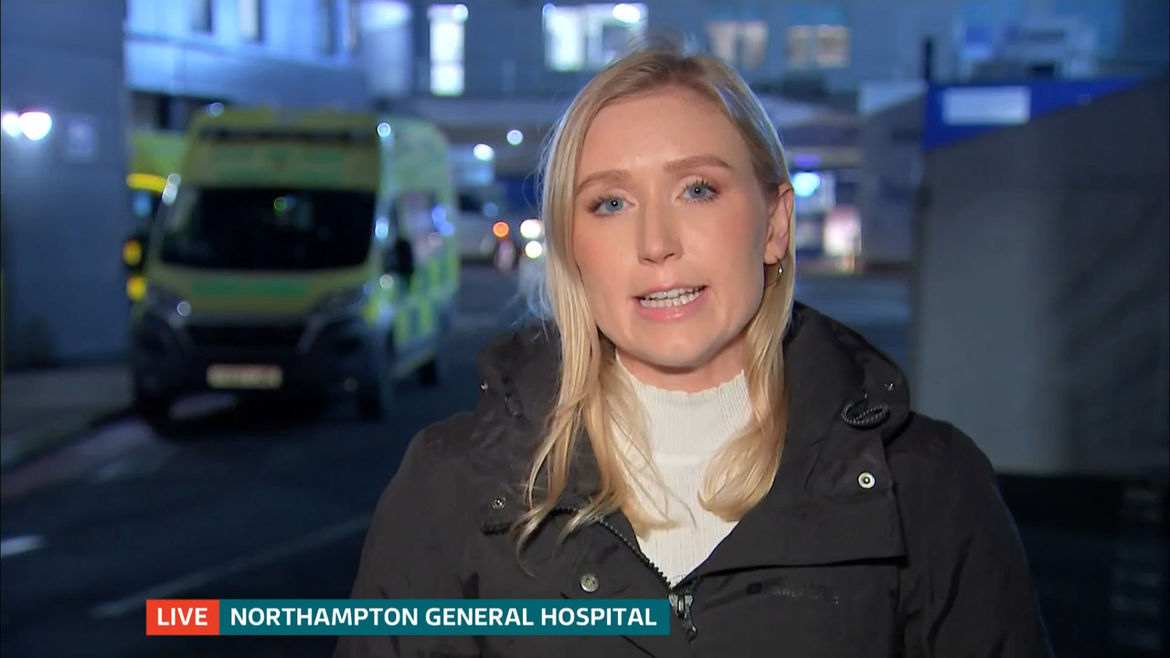 ITV Evening News_20221024_18301930.ts_snapshot_00.46.11.402