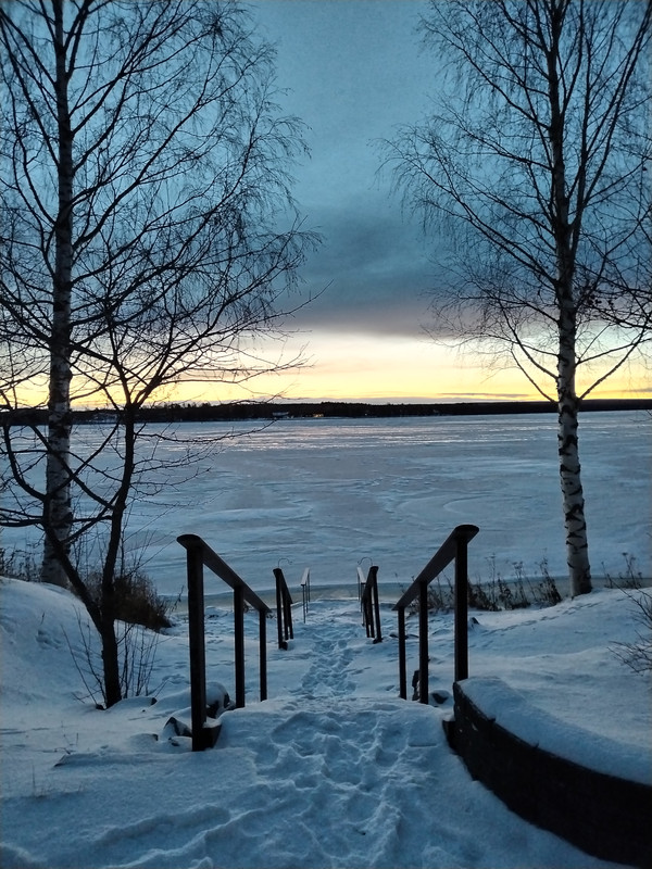 Día 5. Amanecer en el lago y atardecer en Ounasvaara – Viaje a Laponia con niñas - Viaje a Laponia con niñas - Finlandia 8 días (1)