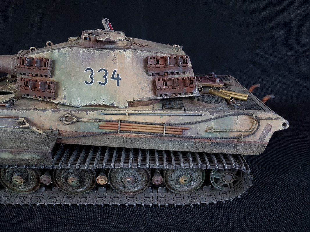 1/16 Built Famous Tiger II '334' Battle of Ardennes 1944/45 1/16 Built Famous Tiger II '334' Battle of Ardennes 1944/45