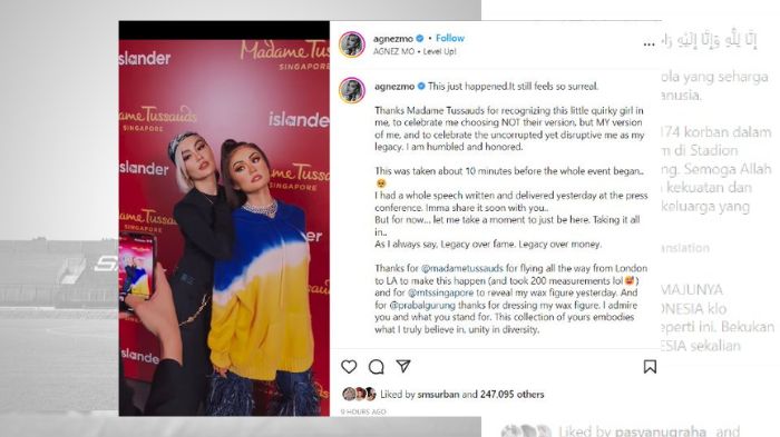 Momen Agenz Mo Berfoto dengan patung lilinnya di Madame Tussauds Singapura.