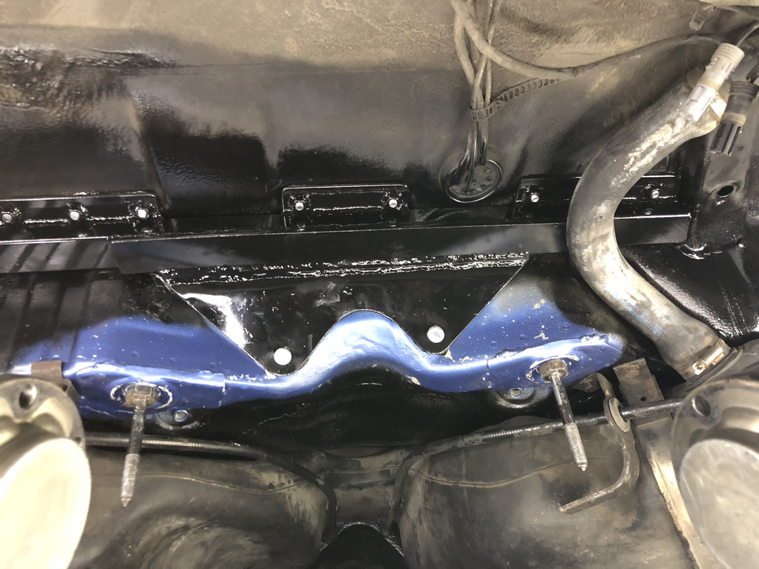 7AA5EAC1-8DC6-4C6C-8333-7E3F356B97F0