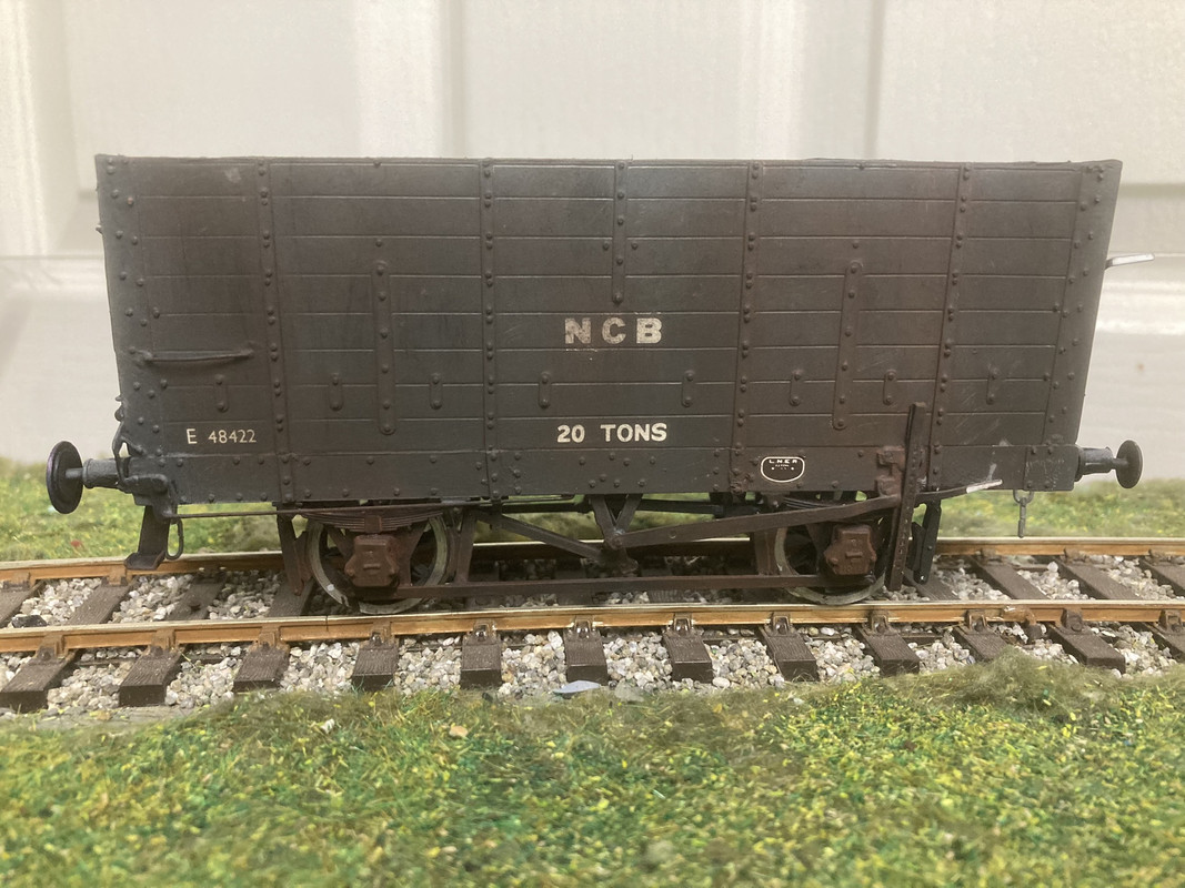 270A1A94-27DD-43A4-ACFF-643062E94899