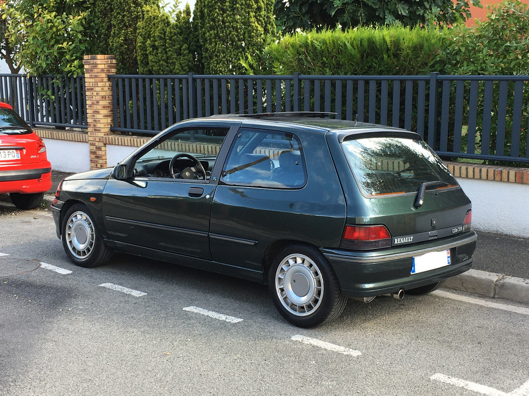 90F29130-BF55-4543-8675-2AB77985EEBE