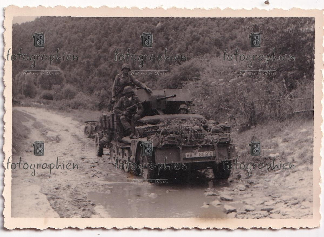 orginal Foto 2. Weltkrieg Russland Kfz Pkw Geschütz