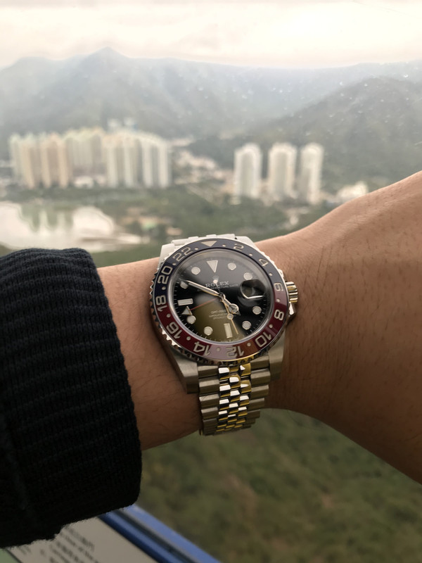 16BF9DB9-B307-494D-915B-34CF07E95CE2