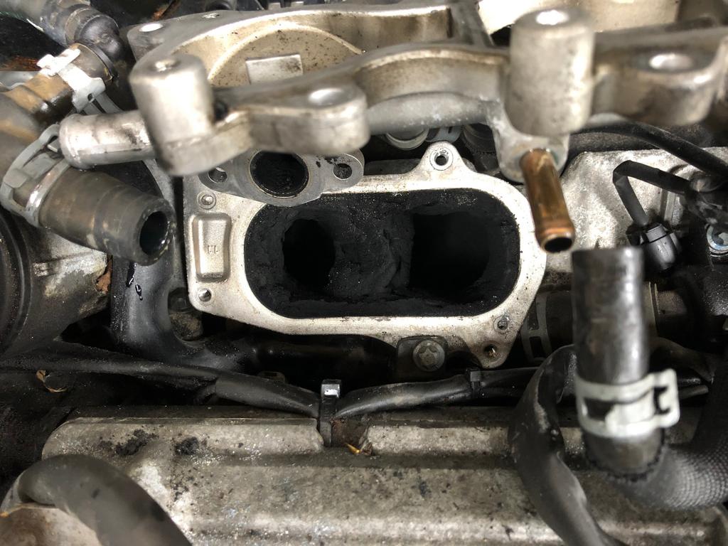 Inlet manifold removal Engine UK Bringing together