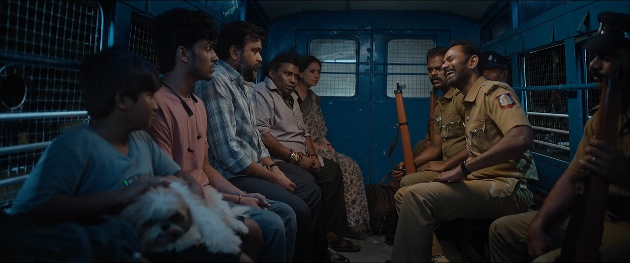 Tourist Family 2025 WebRip [Hindi + Tamil + Telugu + Malayalam + Kannada] 480p 720p 1080p ESub Screenshot