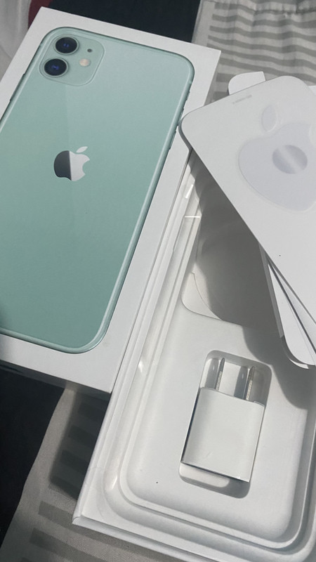 EFAF9CD3-613C-425F-B1C2-6E69D49E93CF