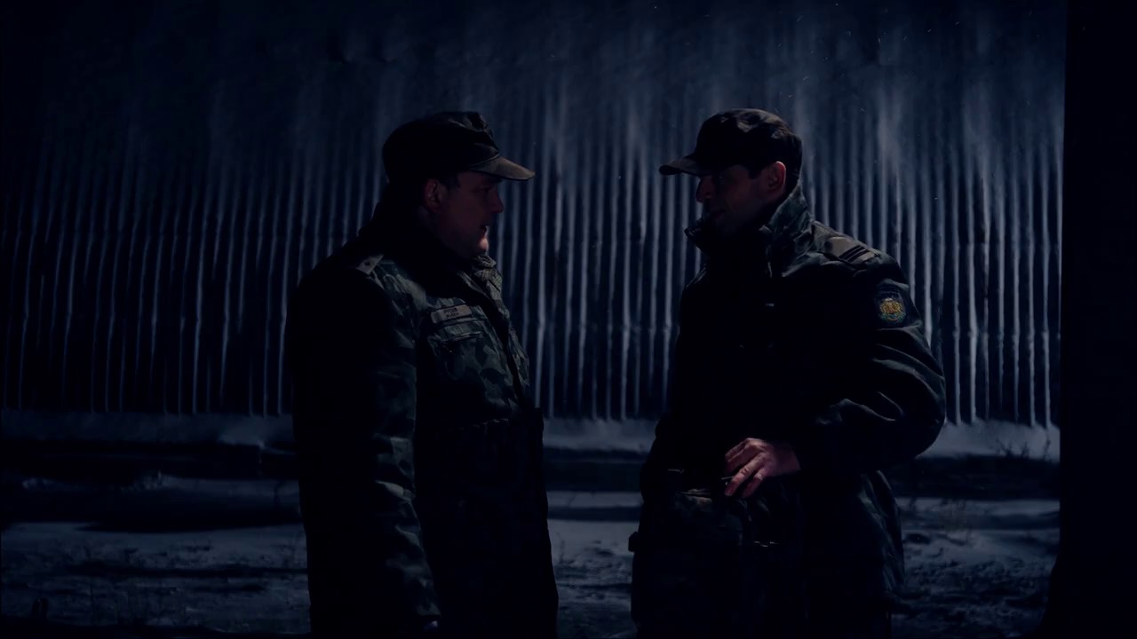 Code-Red-2013-Hindi-Web-Rip-720p-x264-AVC-AAC-2ch-mkv-0002